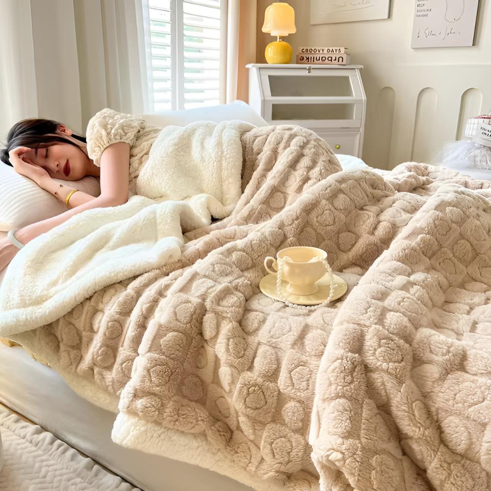 Nuvella | Heart Sherpa Blanket