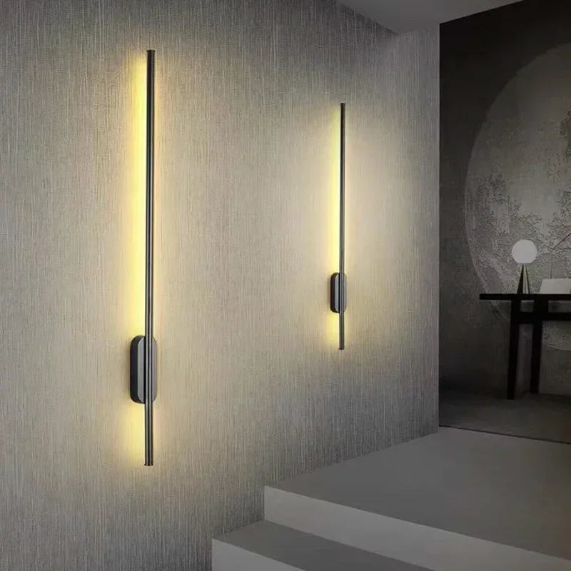 Linelux | Modern LED Wall Lamp in Black or Gold Finish