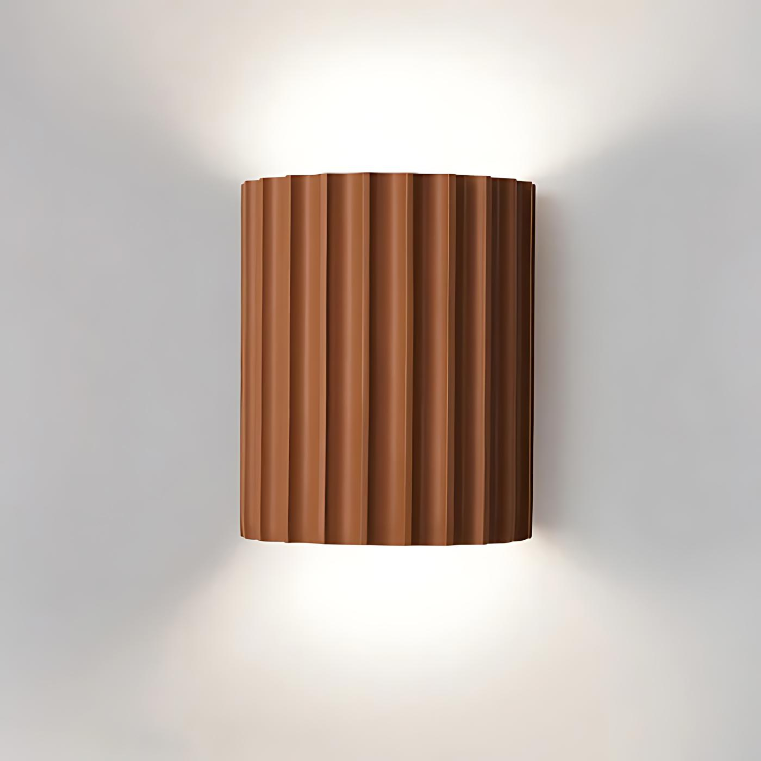 Lueur Wall Lamp