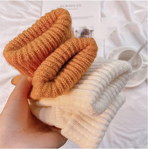 Winter gloves in thermal wool