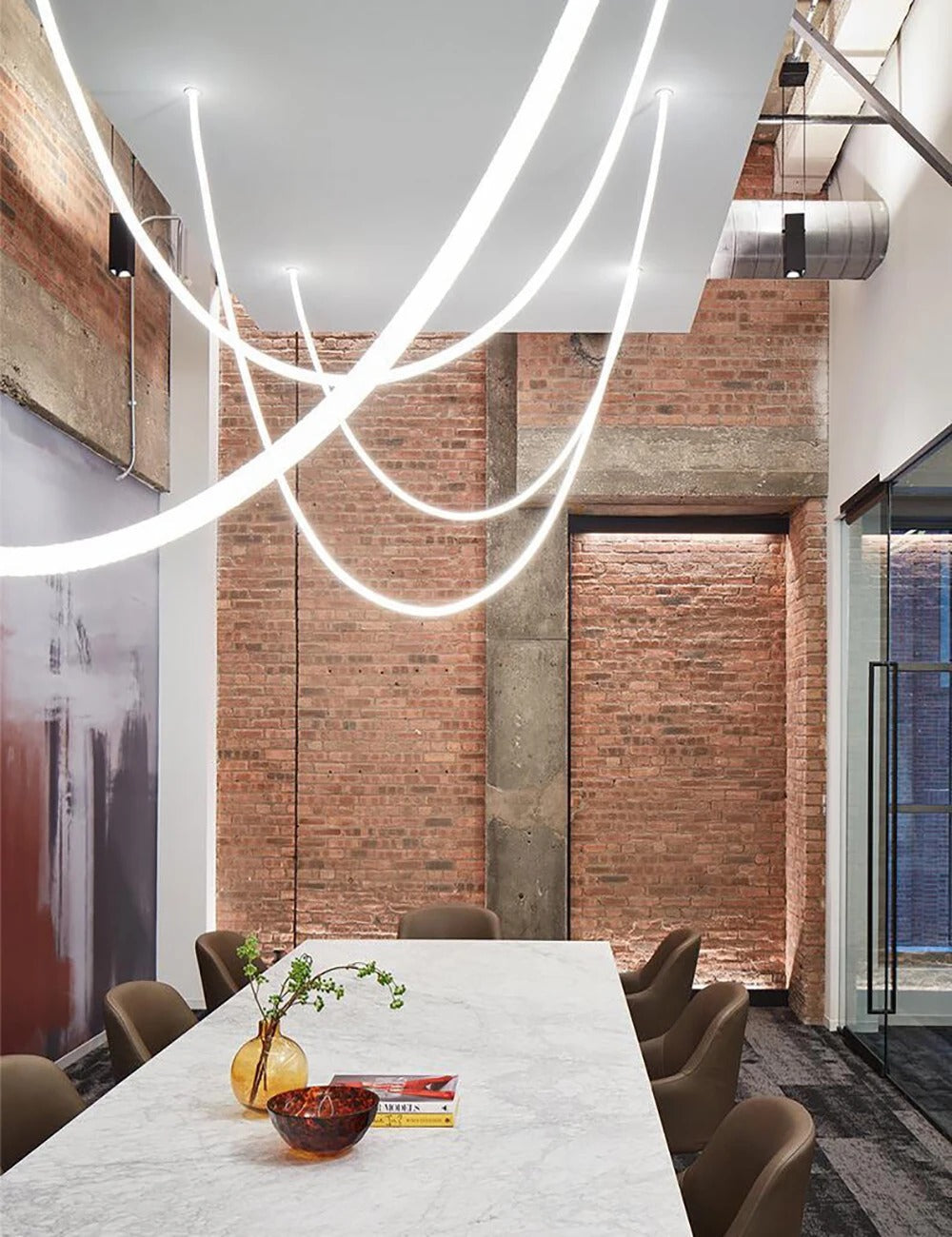 Lyria Loop Pendant Light on Chain with Dimmable LED