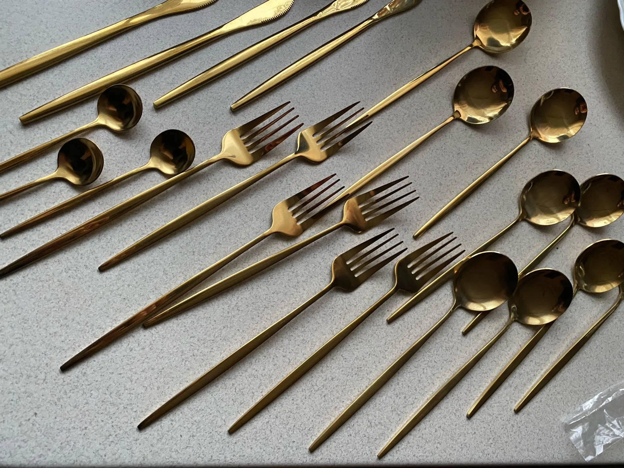 Aurelia | 24-delig gouden bestekset van roestvrij staal