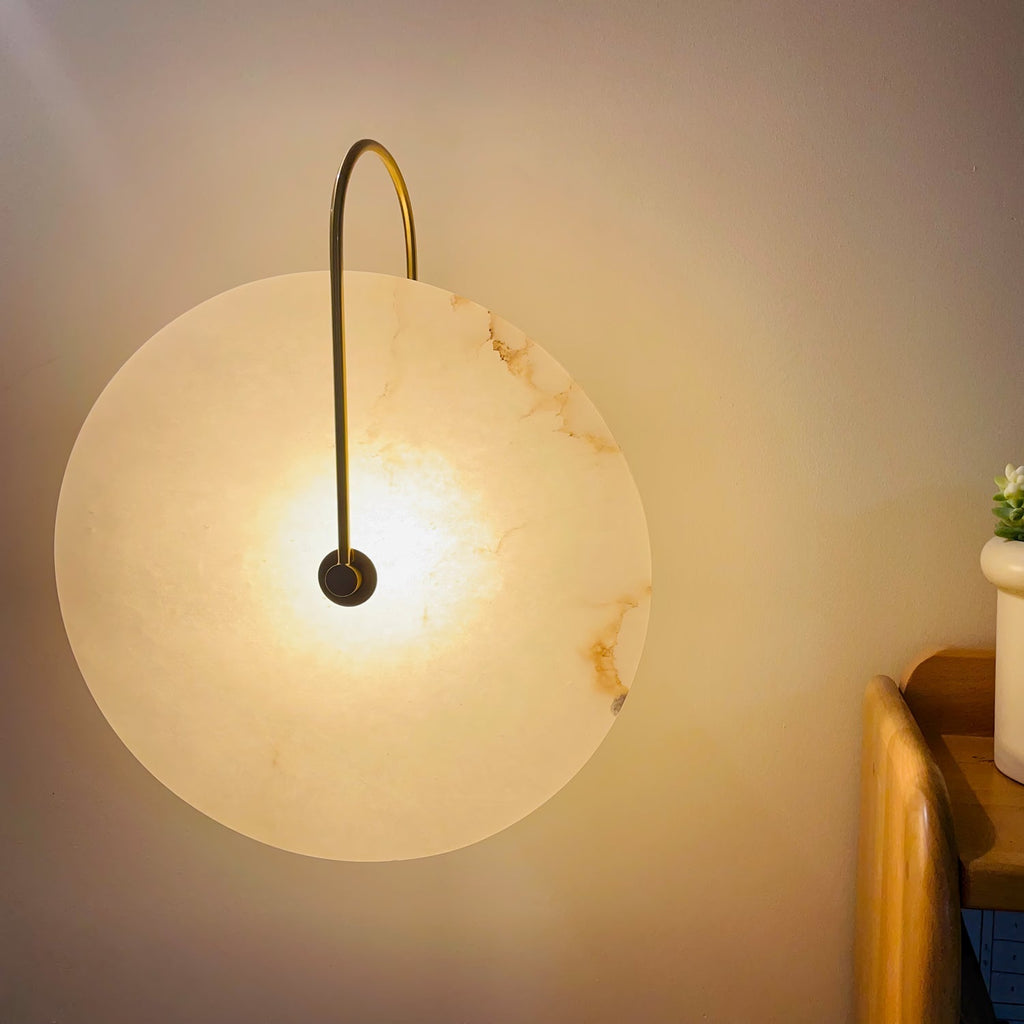 Alabaster LED vegglampe