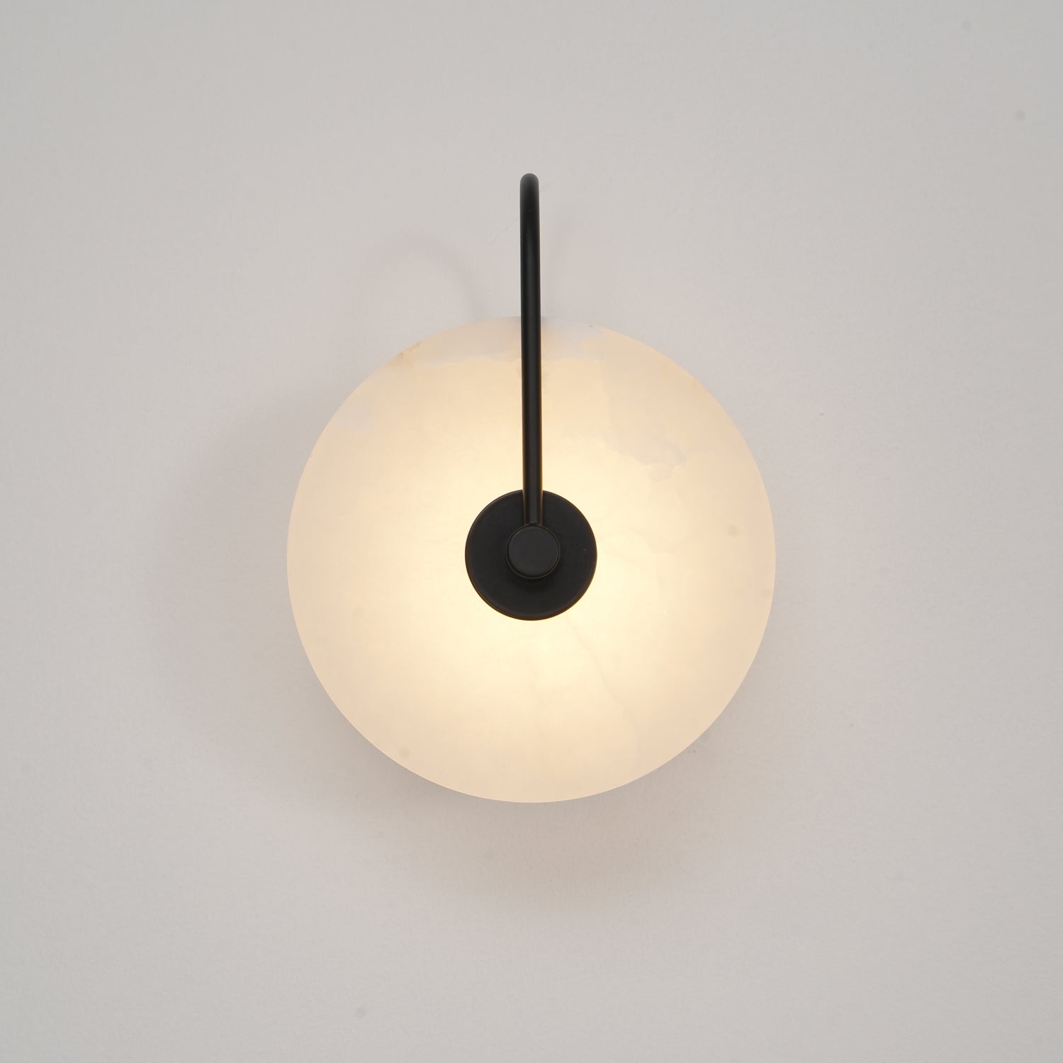 Alabaster LED vegglampe