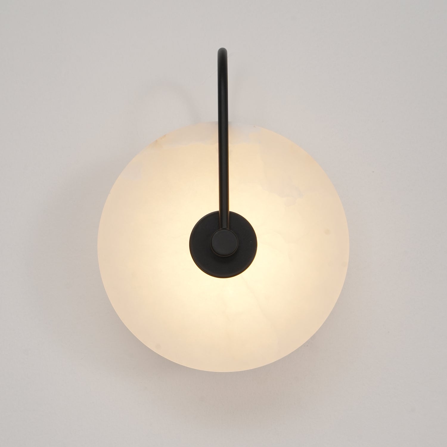 Alabaster LED vegglampe