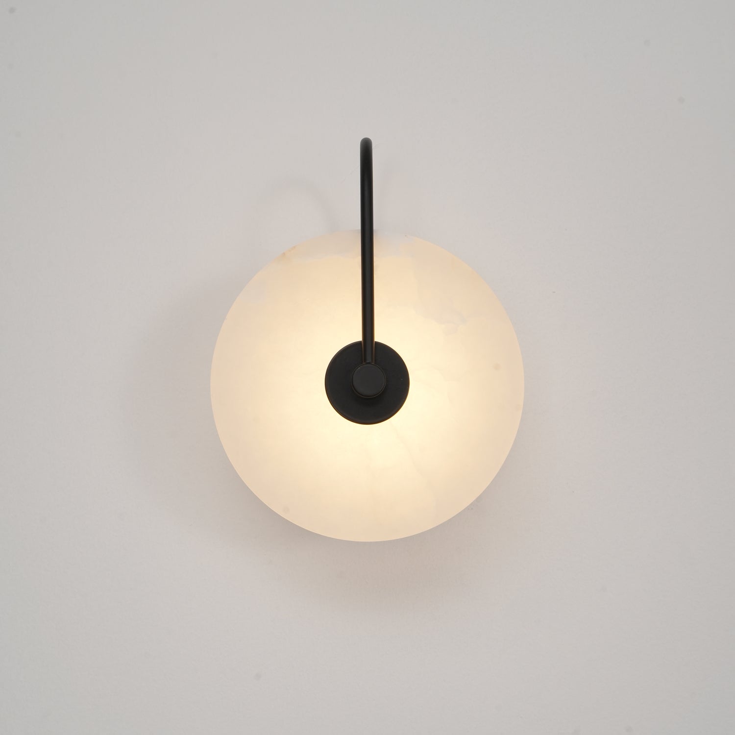 Alabaster LED vegglampe