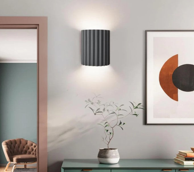 Lueur Wall Lamp