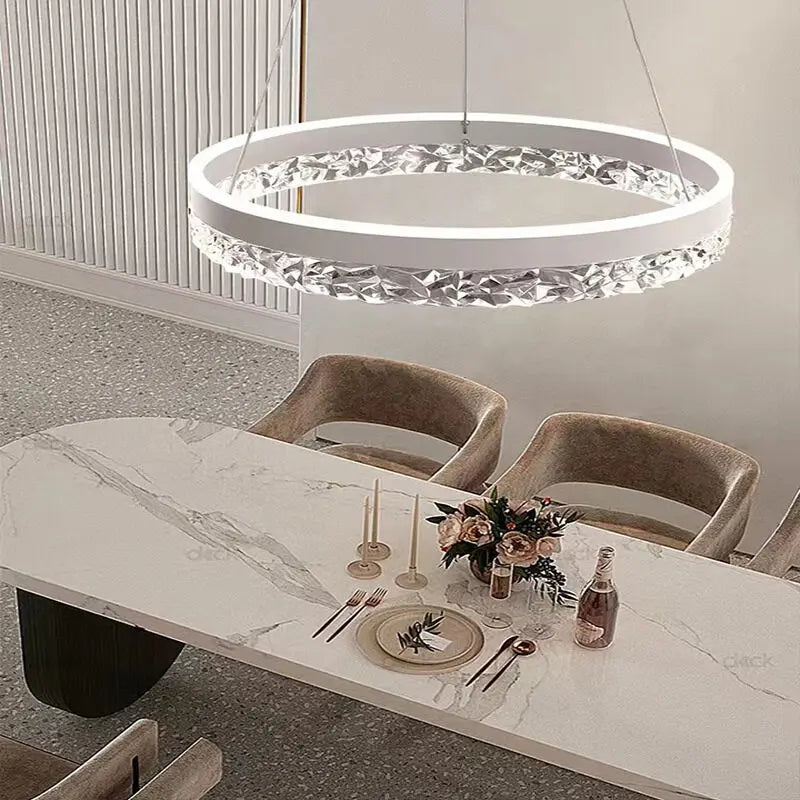 CelestialLuxe – Moderní, elegantní závěsná LED lampa