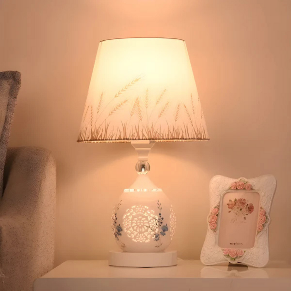 Chanted - Luksuriøs LED bordlampe med krystallglød