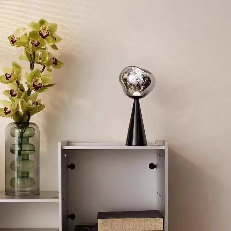 Lámpara de mesa de diseño lava bola de vidrio recargable