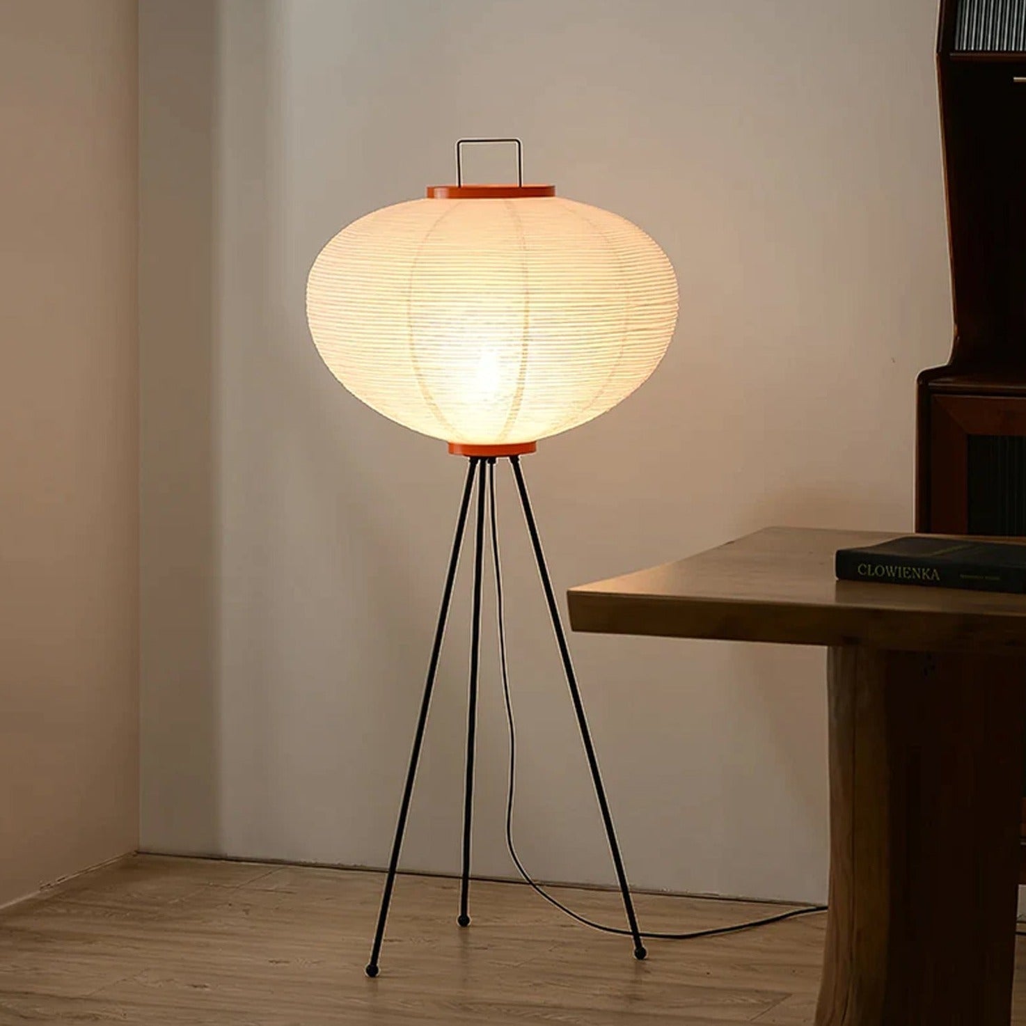 Stojací lampa s papírovým stínidlem | Minimalistické měkké světlo