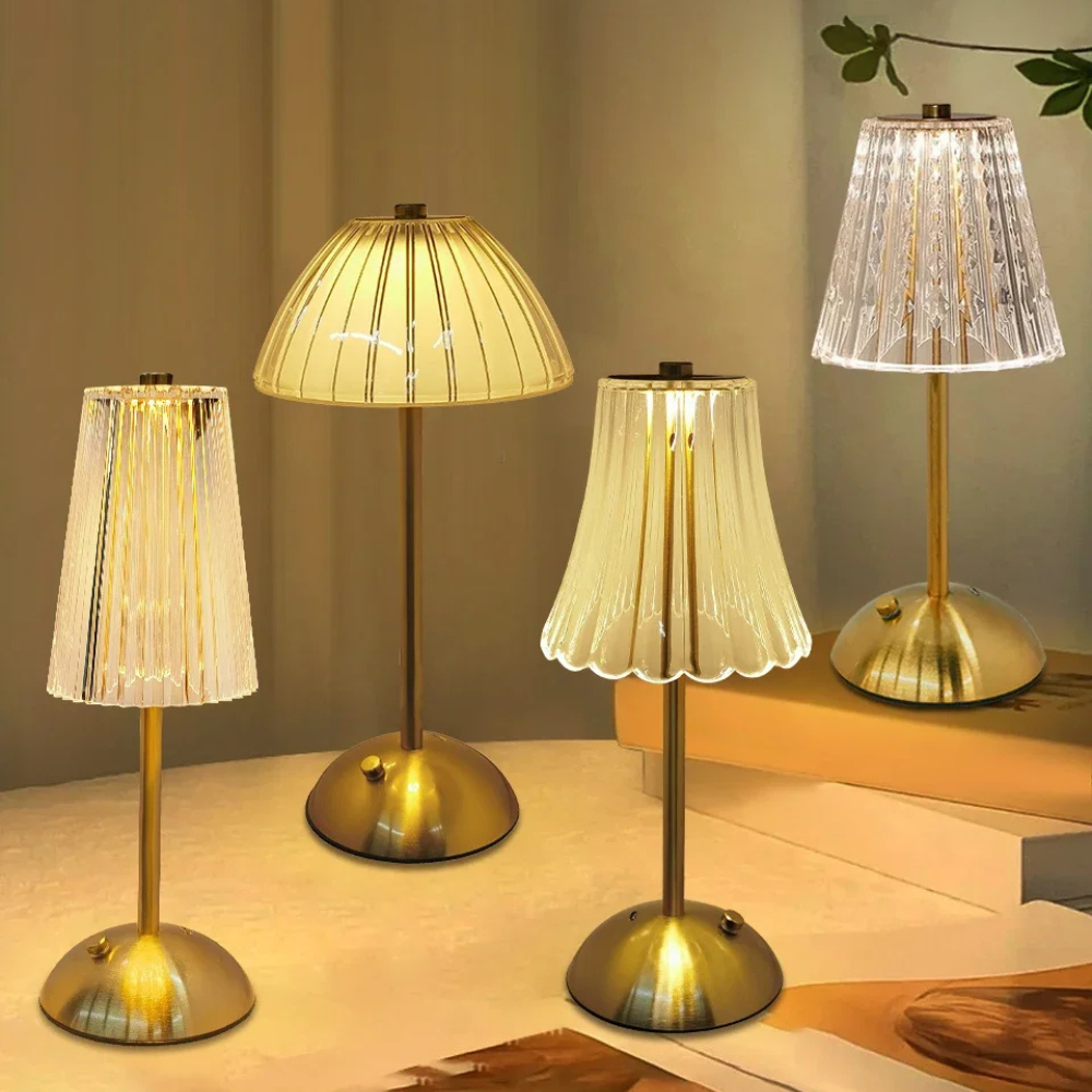 Candeeiro de mesa recarregável dourado