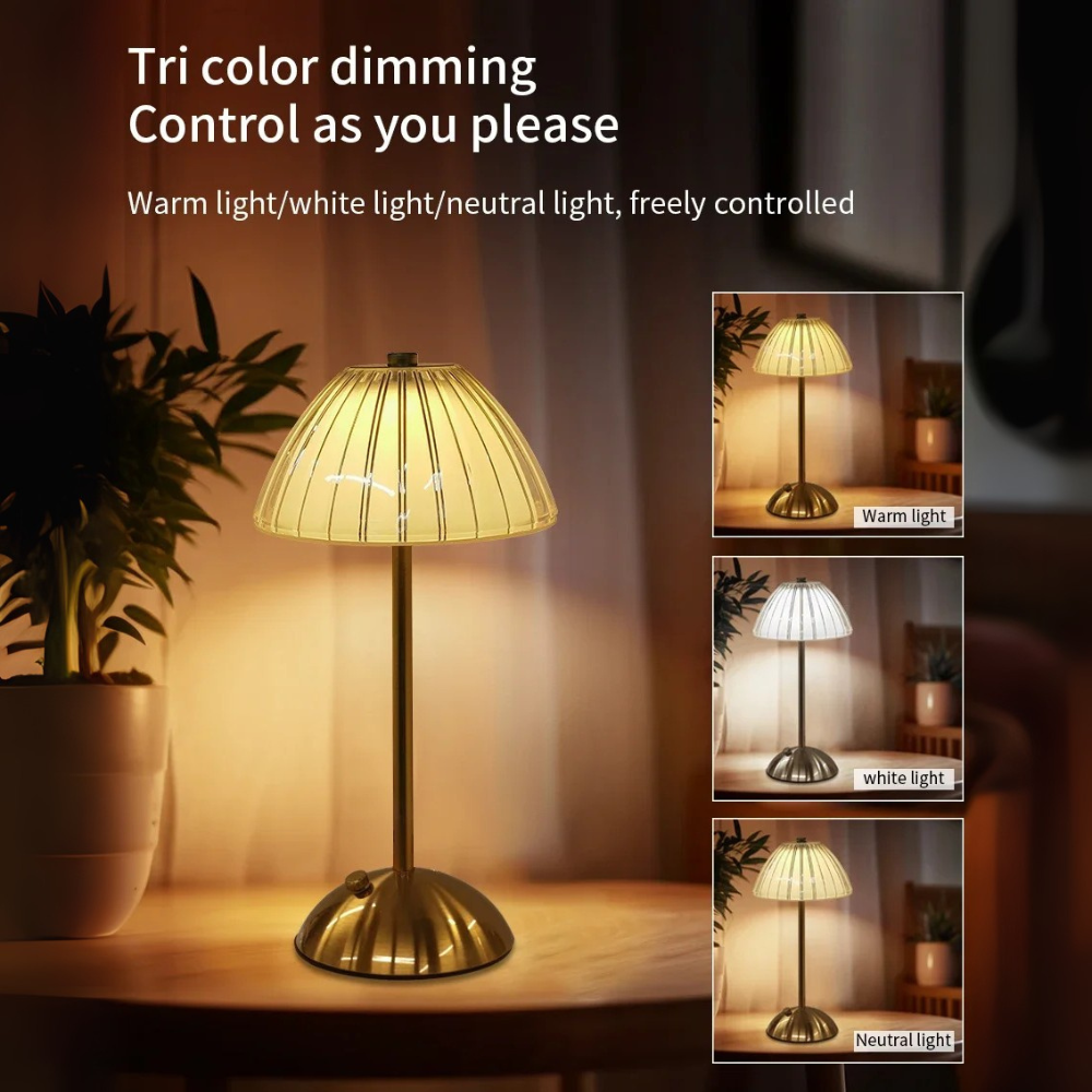 Lámpara de mesa recargable dorada