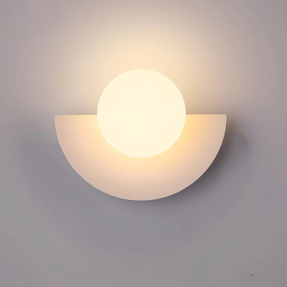 Half-moon wall lamp