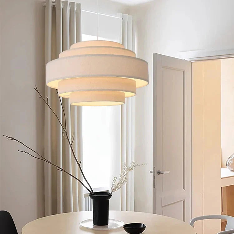 Závěsná lampa v japonsko-skandinávském stylu