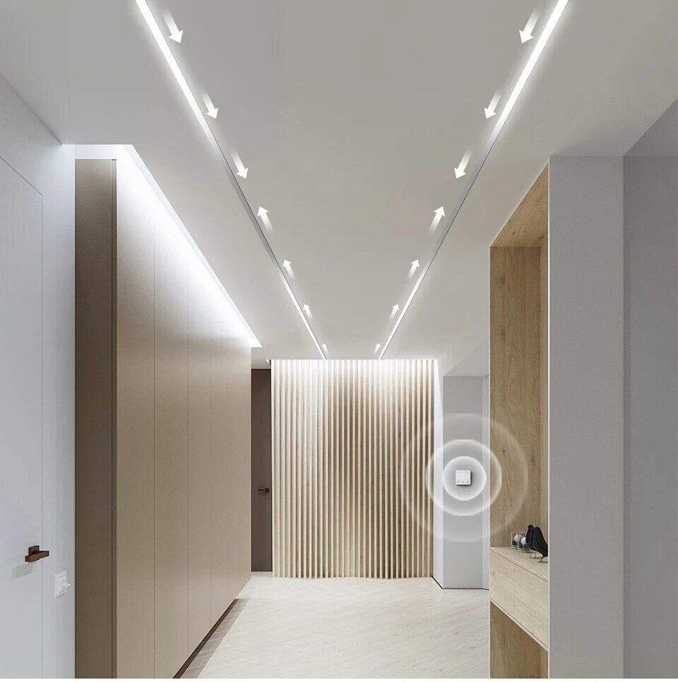 NexaNova 10 Meter Wall LED Strip Light With Horse Run Pattern
