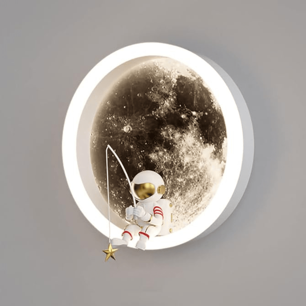 MoonVoyager | The astronaut wall light for soothing nights