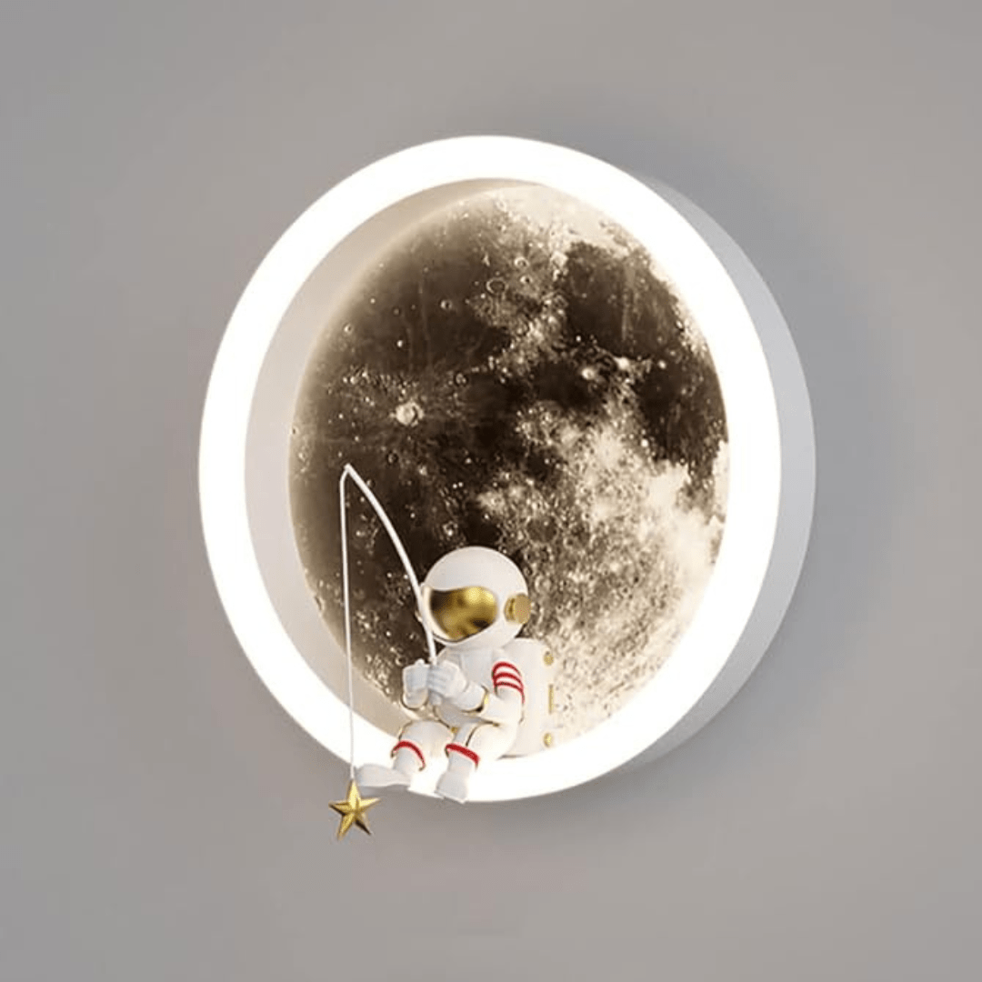 MoonVoyager | The astronaut wall light for soothing nights