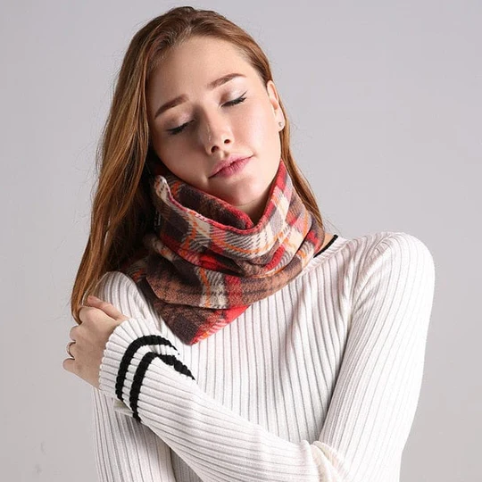 Neck Pillow with Ergonomic Microbead Support