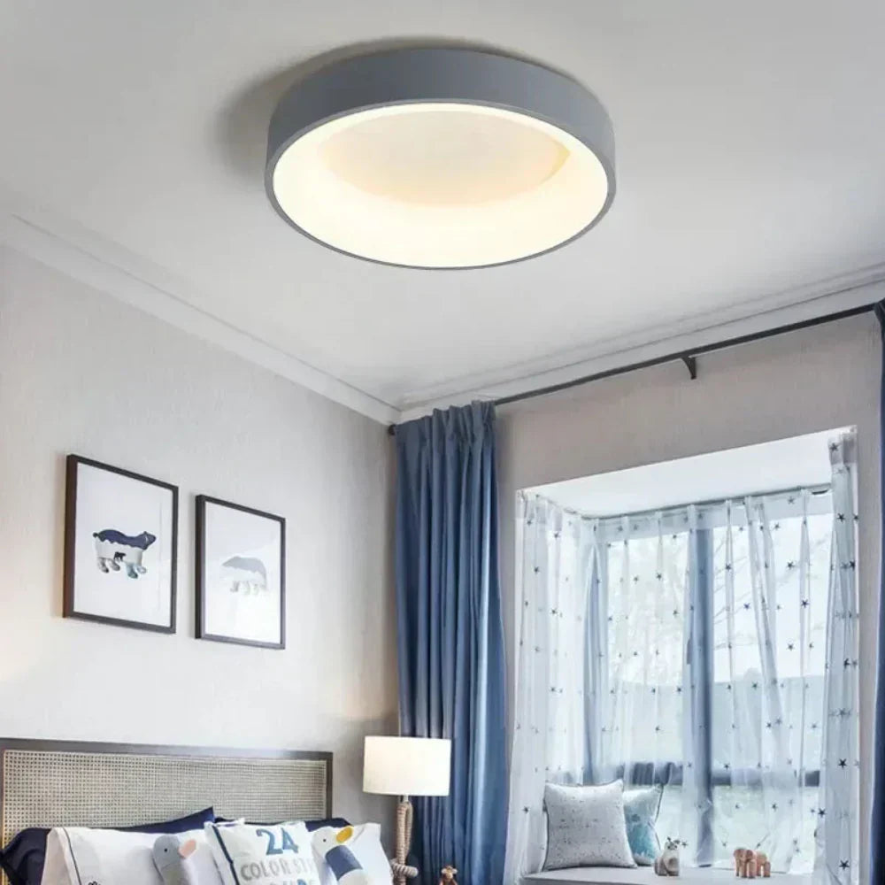 Nordic round LED ceiling light with remote control - Modern, minimalist design