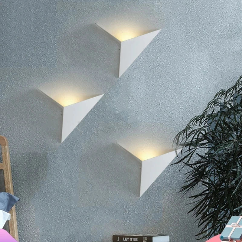 Origami wall lamp
