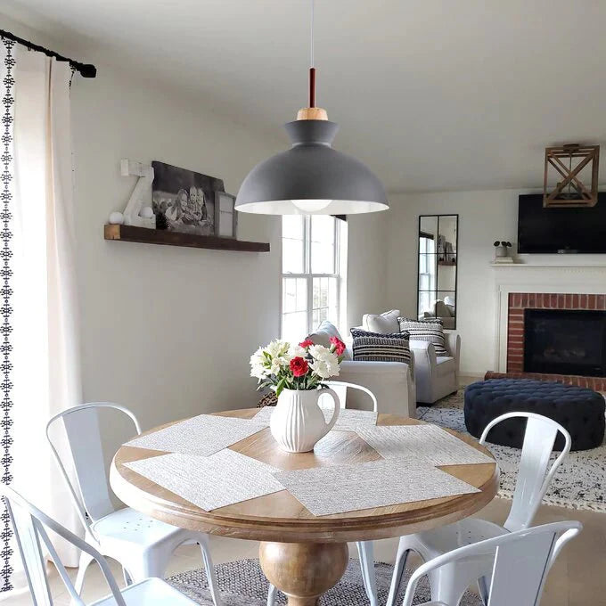 吊灯 | 可调节圆顶设计，适用于厨房和餐厅区域