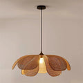 Rattan flower pendant lamp