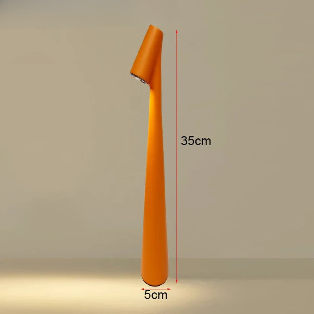 Lámpara de mesa con diseño recargable