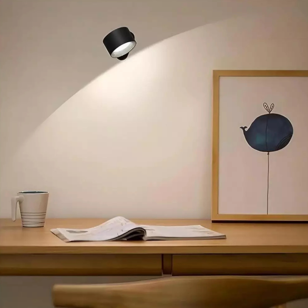 Oppladbar vegglampe med fjernkontroll