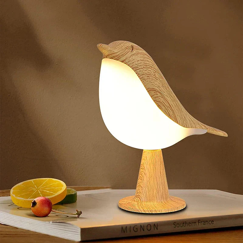 Colorful Bird-Themed Wooden Table Lamp With Warm LED Glow