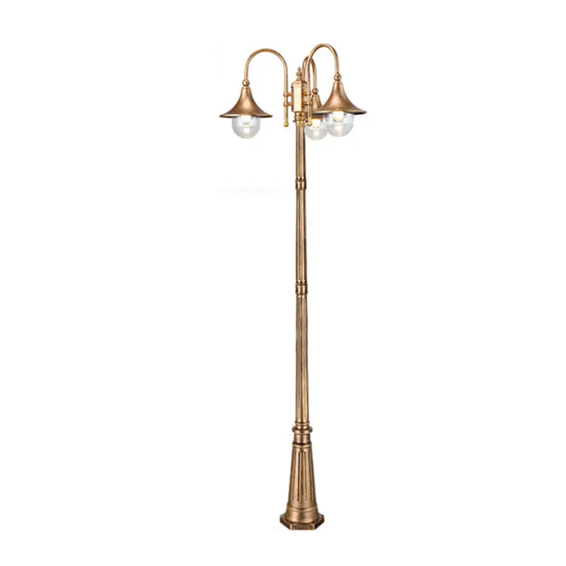 Weatherproof Dual-Head Garden Lantern in Aluminum for Outdoor Paths