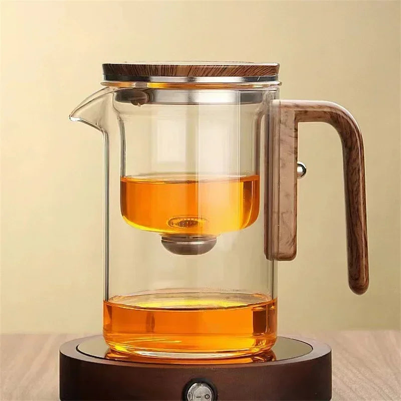Teaflow - stylish teapot with easy magnetic water control