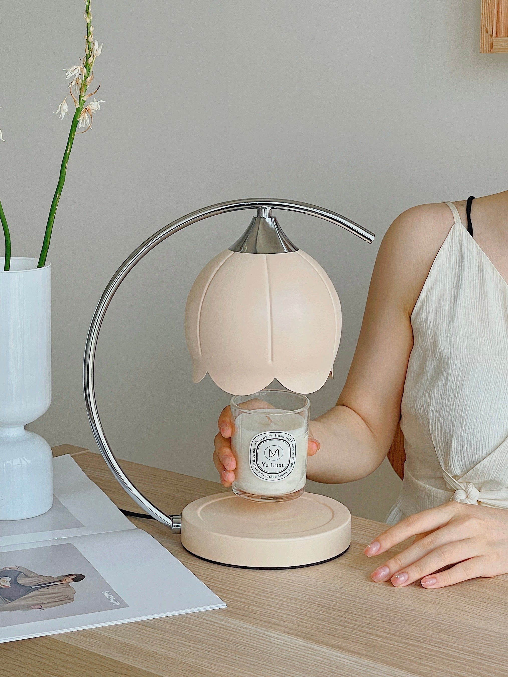 Tulipan stearinlysvarmer bordlampe