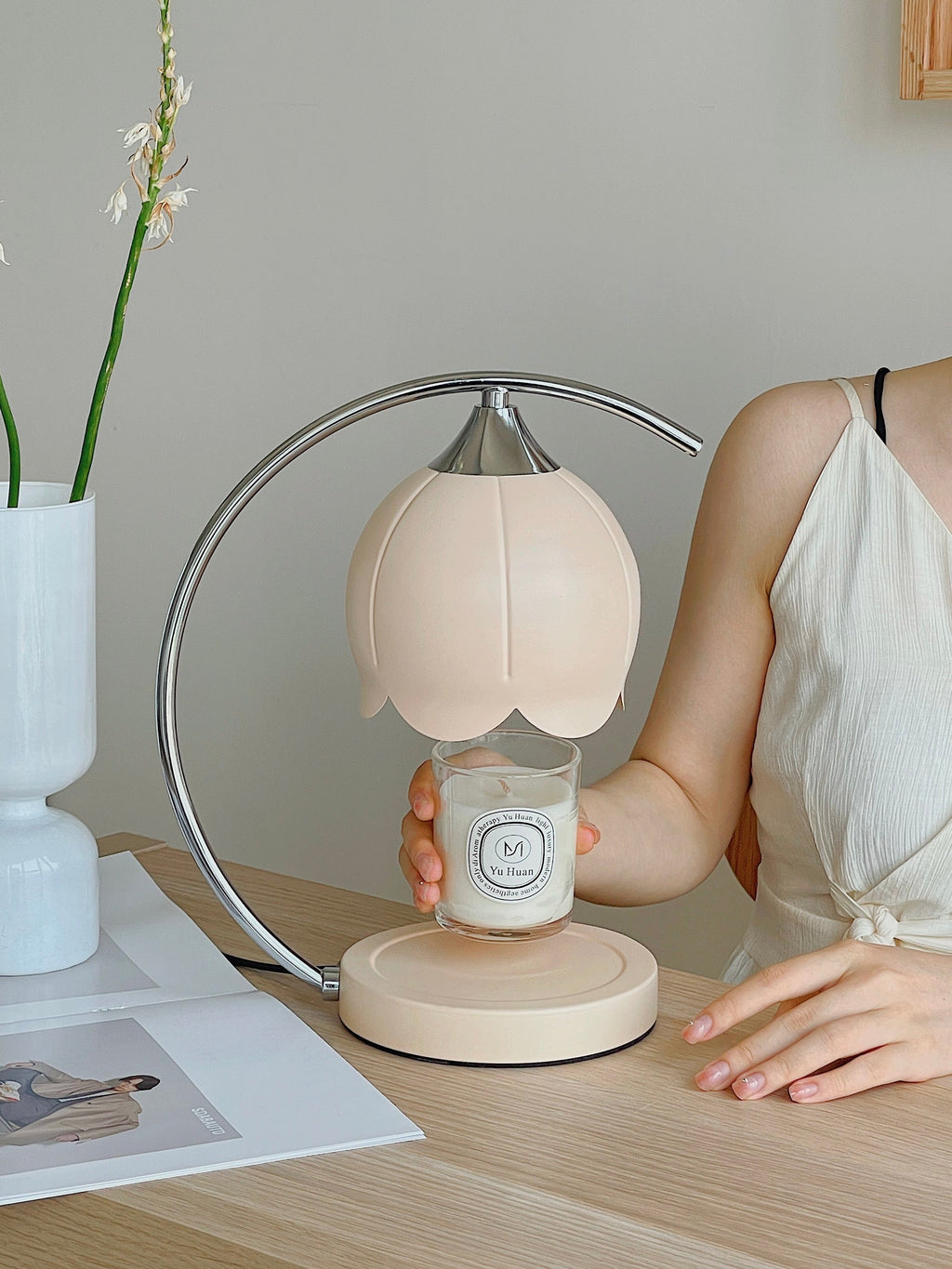 Tulipan stearinlysvarmer bordlampe