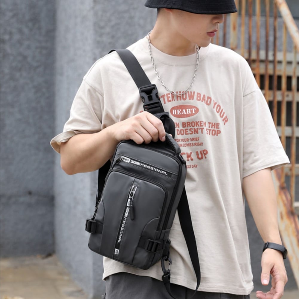 Voděodolná multifunkční kabelka přes rameno – univerzální a stylová taška na rameno pro každodenní použití