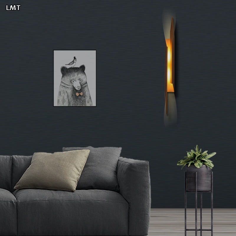 VeroLux Foldable Wall Lamp With Aluminum And Iron Construction