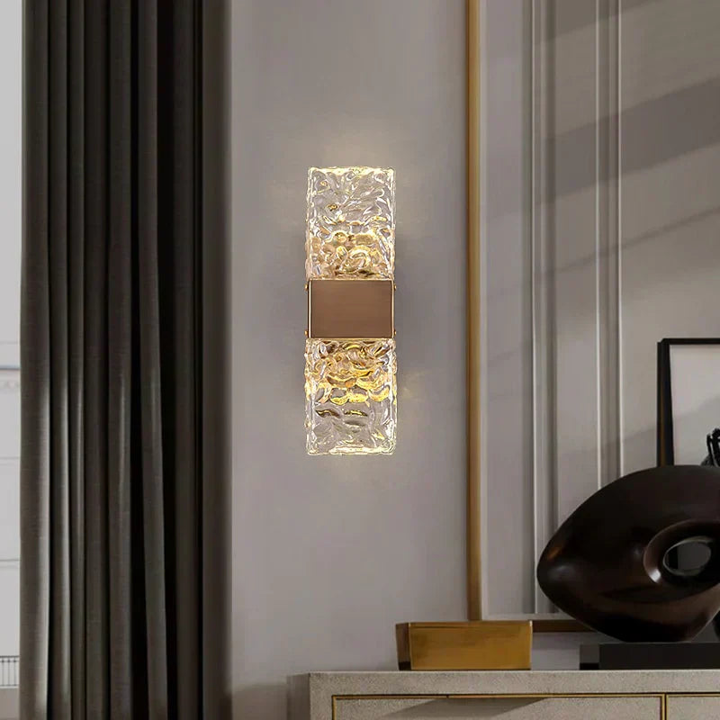 Avelyn Carlton Style Wall Light Handcrafted Ambient Illumination