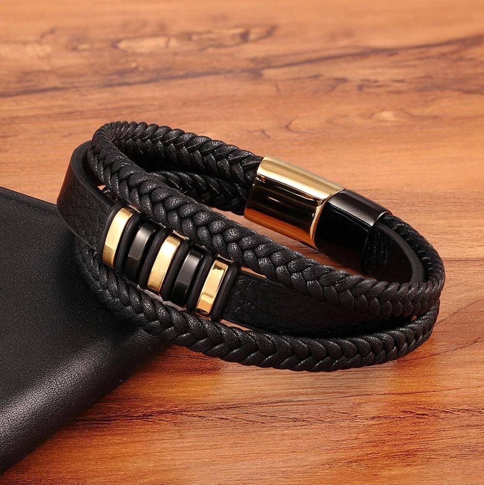 Leather elegance | Exclusive men's bracelets made of real leather for a timeless look