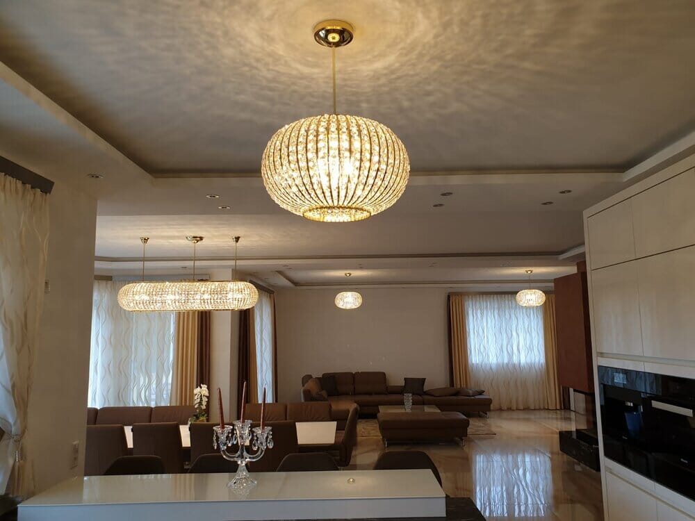 Liora Krystall Lysekrone