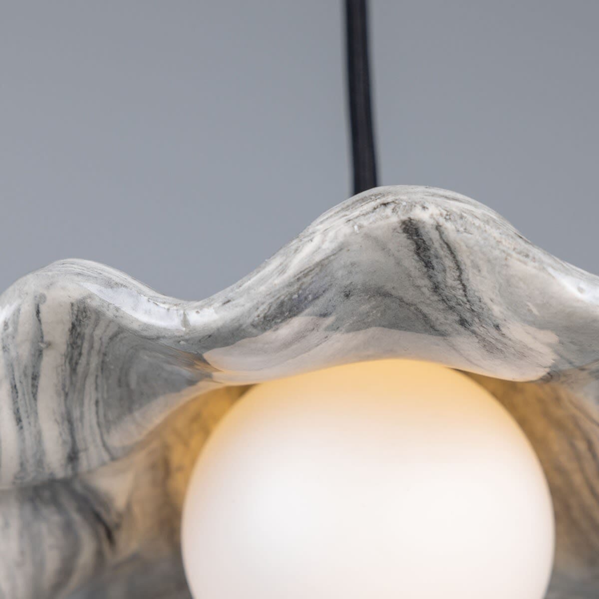 Lyora | Wavy Marbled Ceramic Pendant Light Inspired by Ireland's Meadows